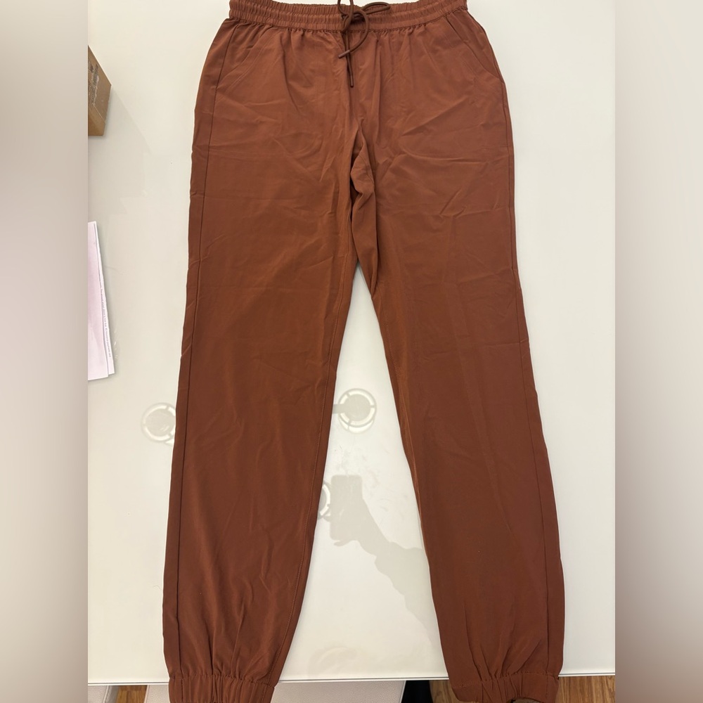 TNA  lightweight sweatpants